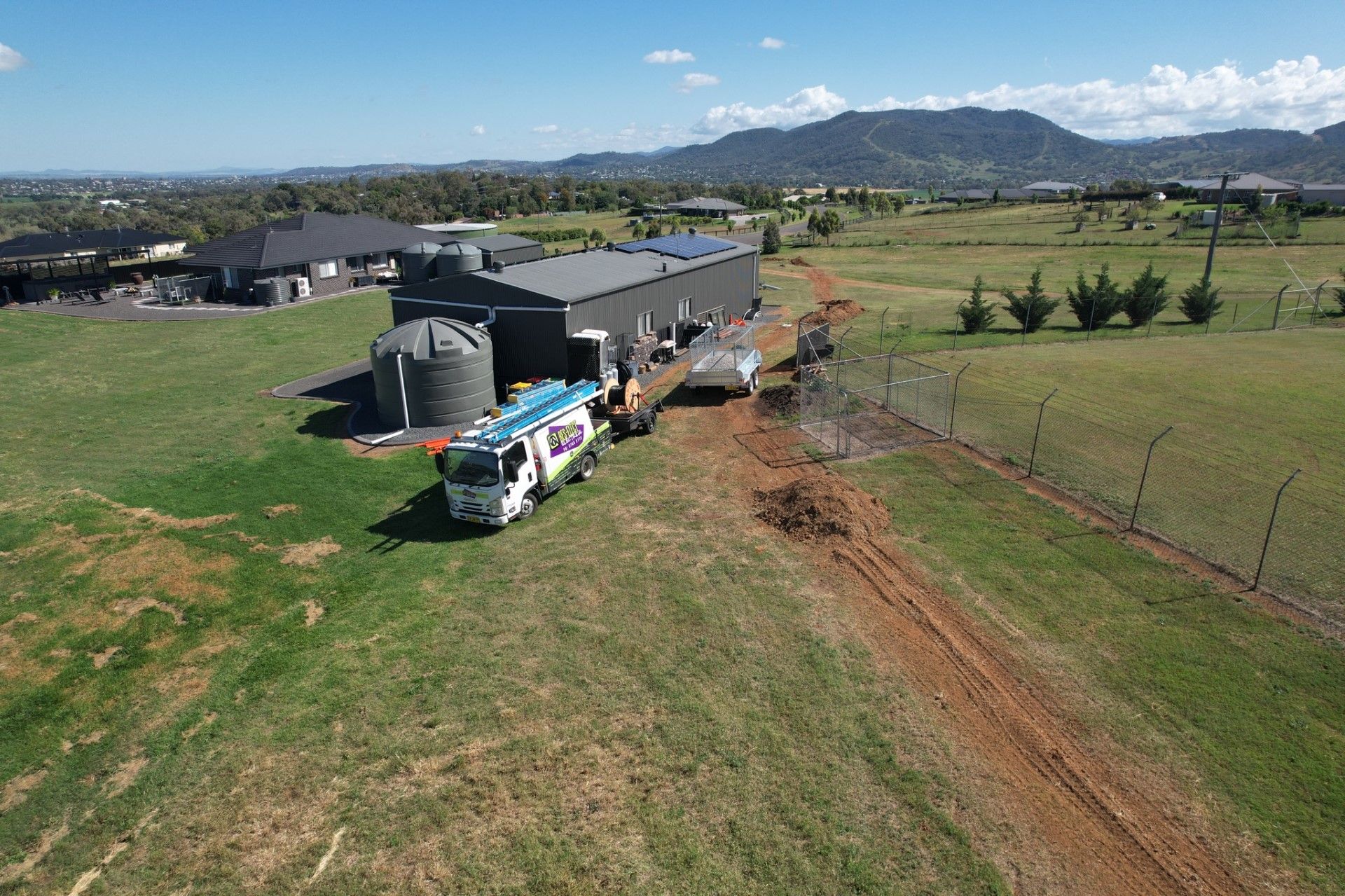 BES- Elect service car outdoor