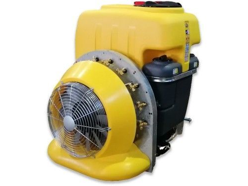 Uno spruzzatore giallo con un ventilatore attaccato