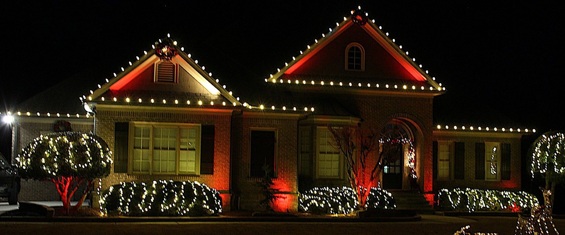 Holiday Lighting from Bridges Lighting Pros