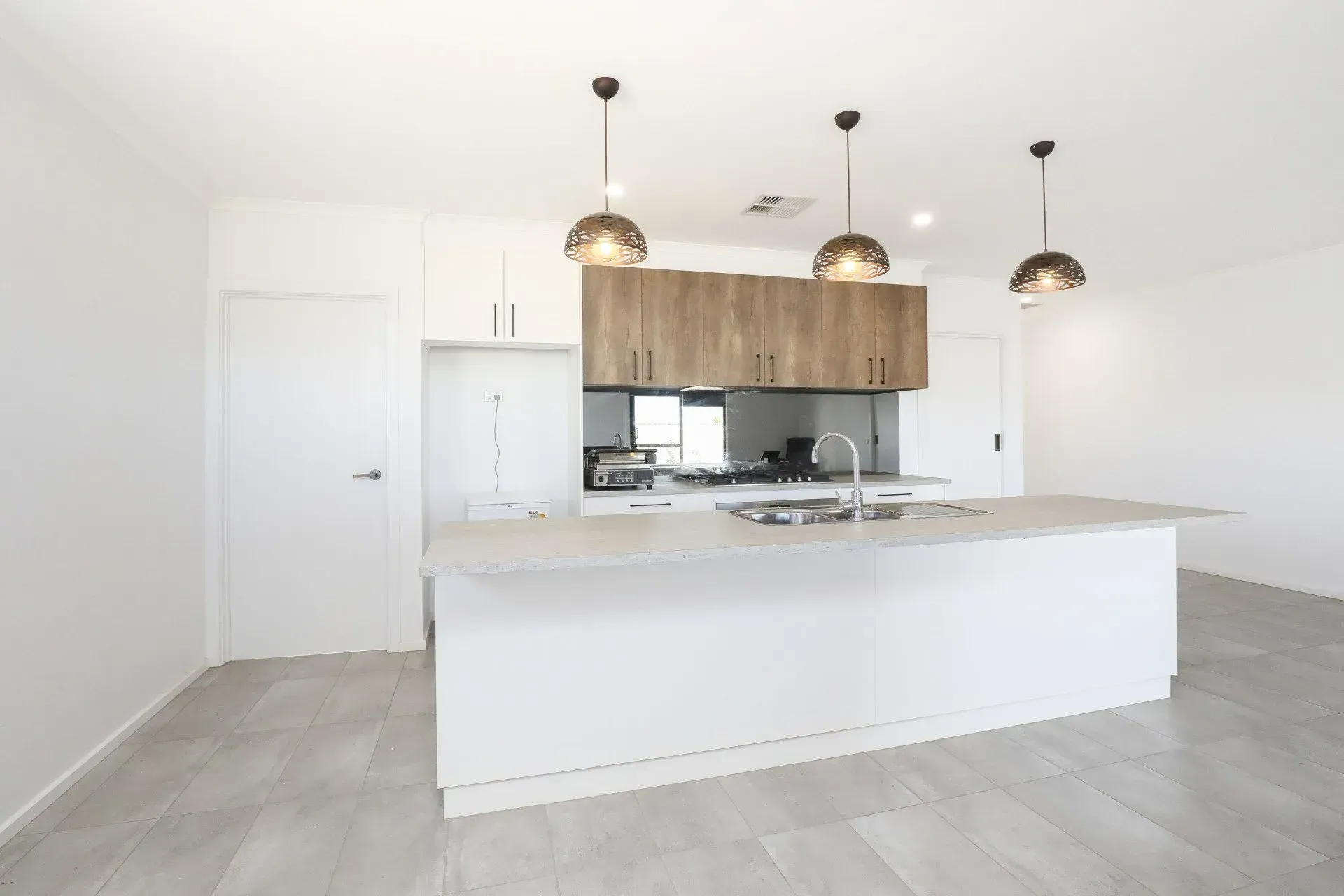 Kitchen renovation by MTF Developments