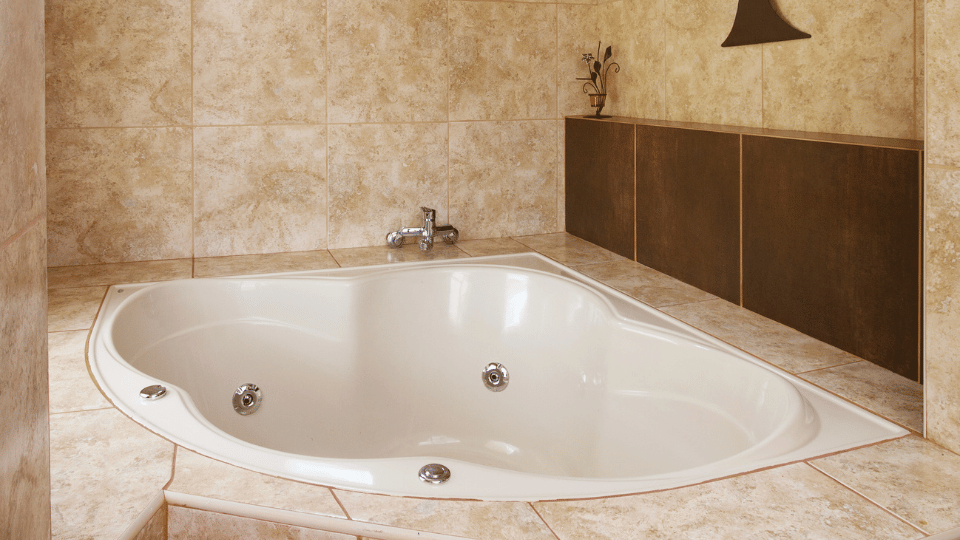 Modern Jacuzzi in Bathroom