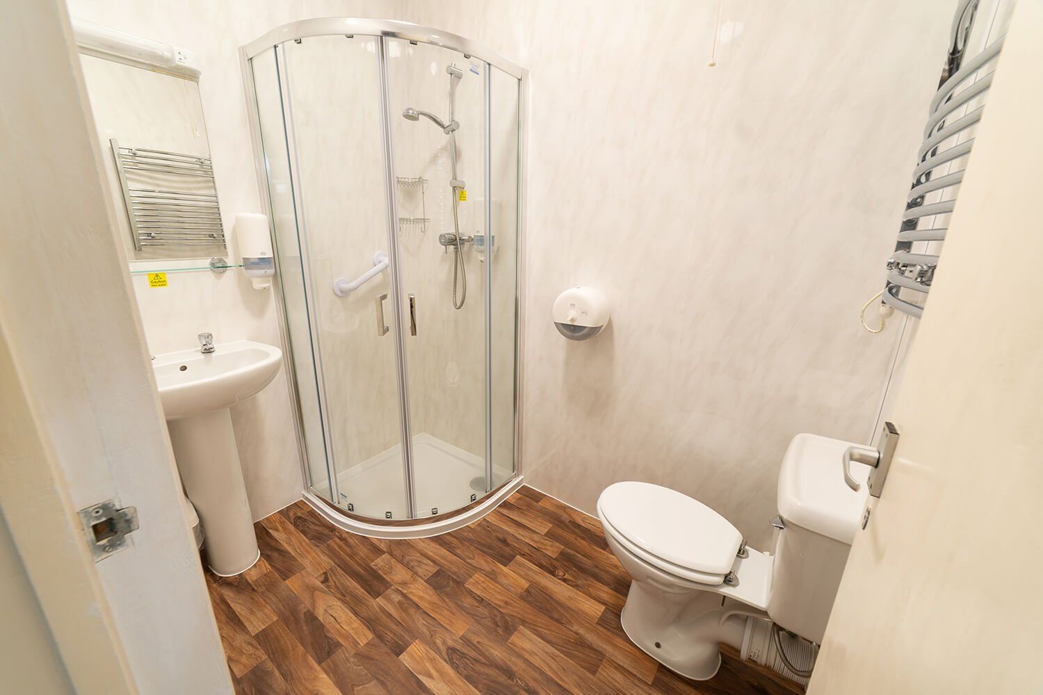 Bathroom at the Devonshire Hotel