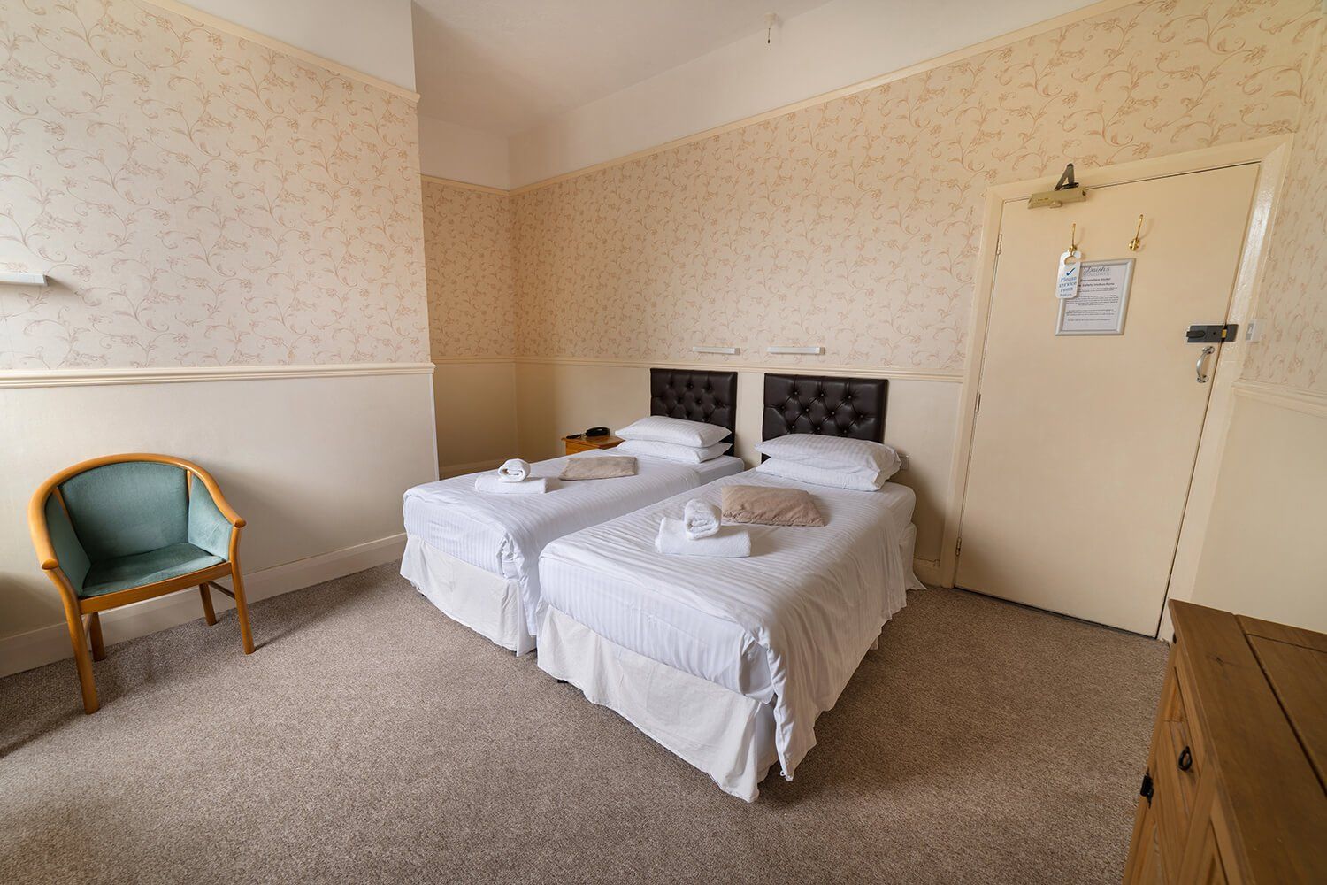 Twin Room at the Devonshire Hotel