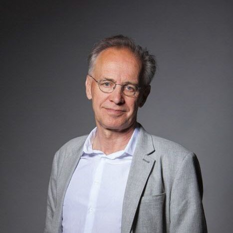 Mariët Meester bracht mij in contact met Geert van der Kolk, die toen nog in de VS woonde. Om zijn boeken in Nederland te promoten gaf ik, samen met Brandact en met behulp van het Letterenfonds, zijn online profiel een boost. Inmiddels woont Geert in Parijs, al iets dichterbij!