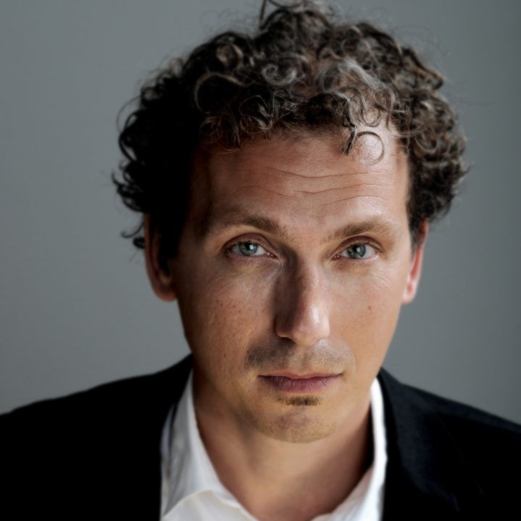 Thrillerschrijver Bart-Jan Kazemier heeft mij, met zijn nieuwe manuscript in de hand, benaderd voor professioneel advies.