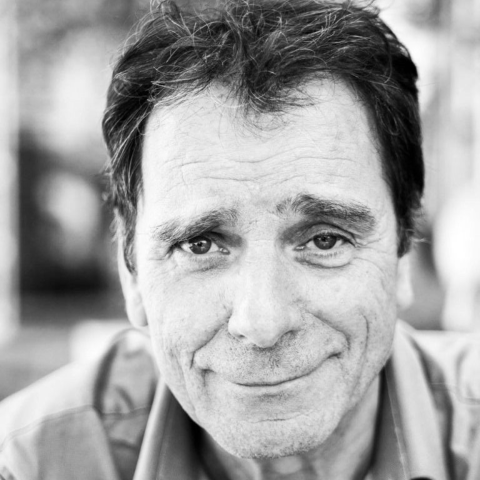 Steven heb ik ontmoet tijdens mijn cursus Van manuscript naar uitgever . Ik ben enthousiast over zijn manuscript Oude koeien en ga er graag mee aan de slag.  