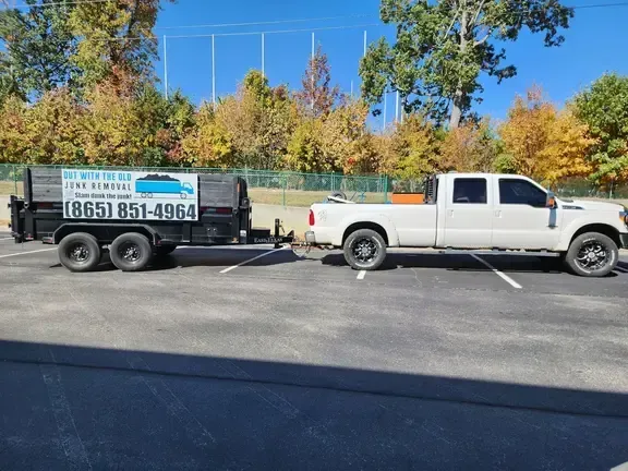 Commercial Junk Removal Truck
