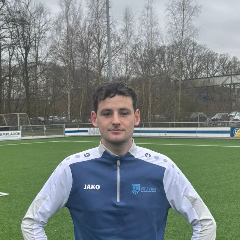 Aaron Lanters, trainer voetbalschool de Assist in Emmeloord