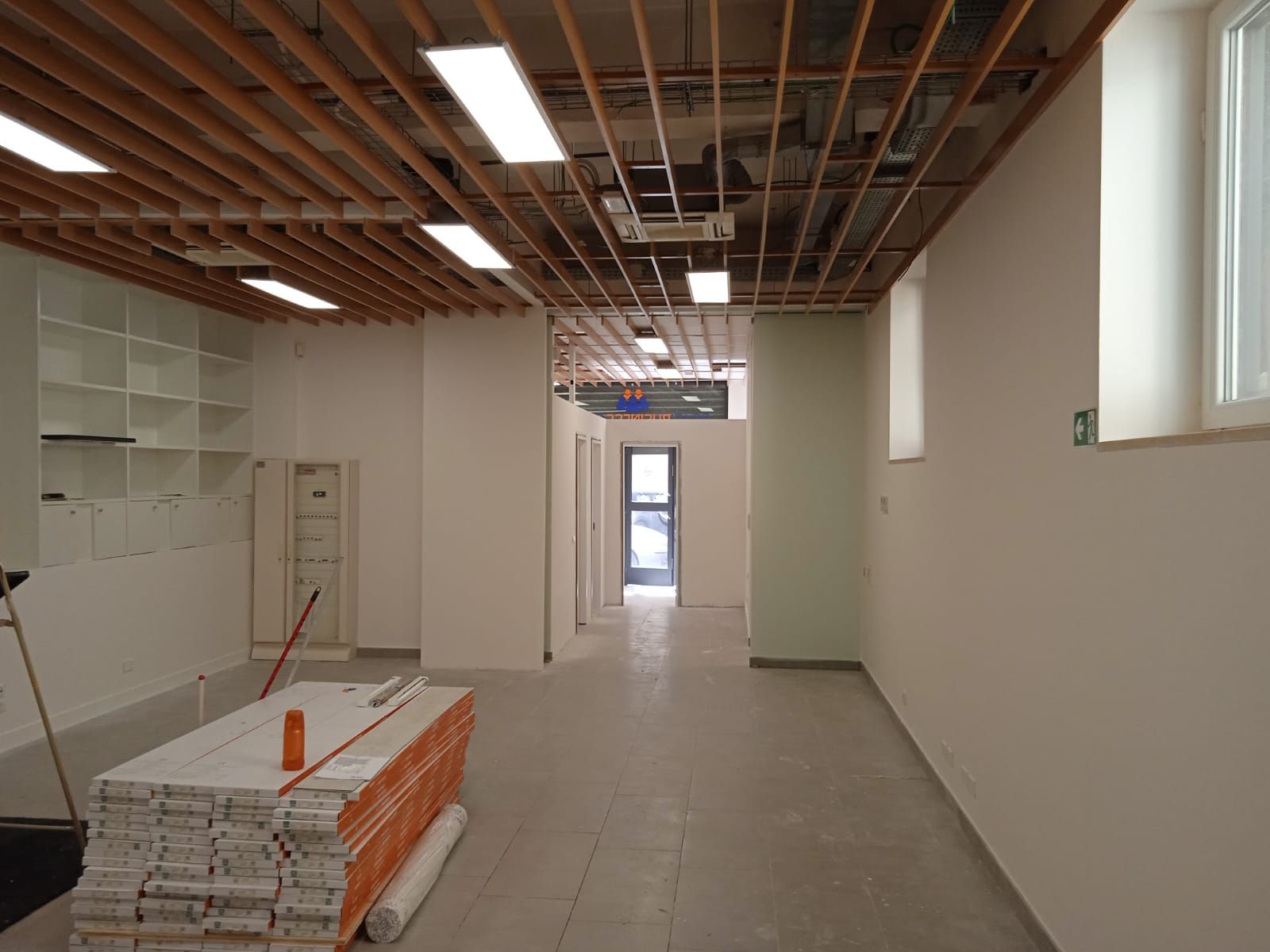 Pavimenti, Ristrutturazione case, Ristrutturazione d'interni, Lavori edili chiavi in mano, Imbiancatura, Traslochi, Ristrutturazione appartamenti, Ristrutturazioni, Muratori, Ristrutturazione bagno, Rifacimento bagni, Ristrutturazione chiavi in mano, Tinteggiature, Posa di pavimenti, Imbianchino, Traslochi nazionali