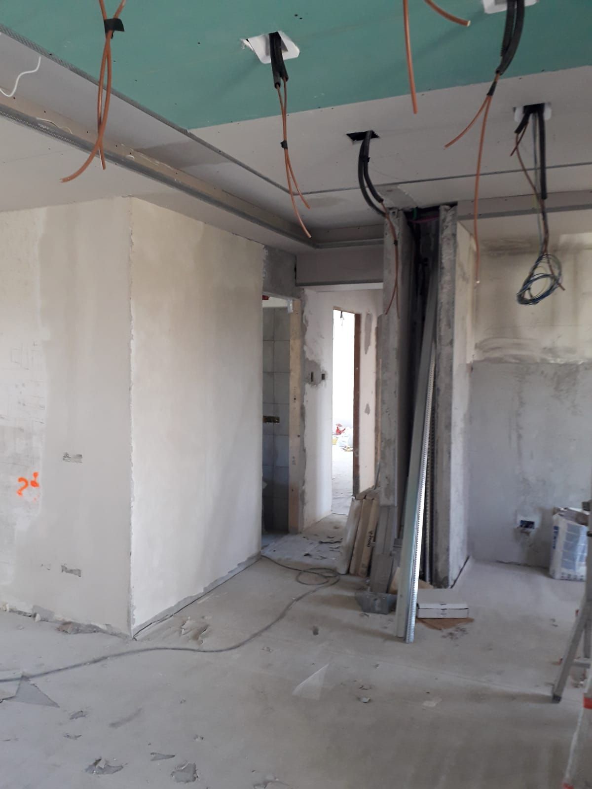 soffitto prima della ristrutturazione