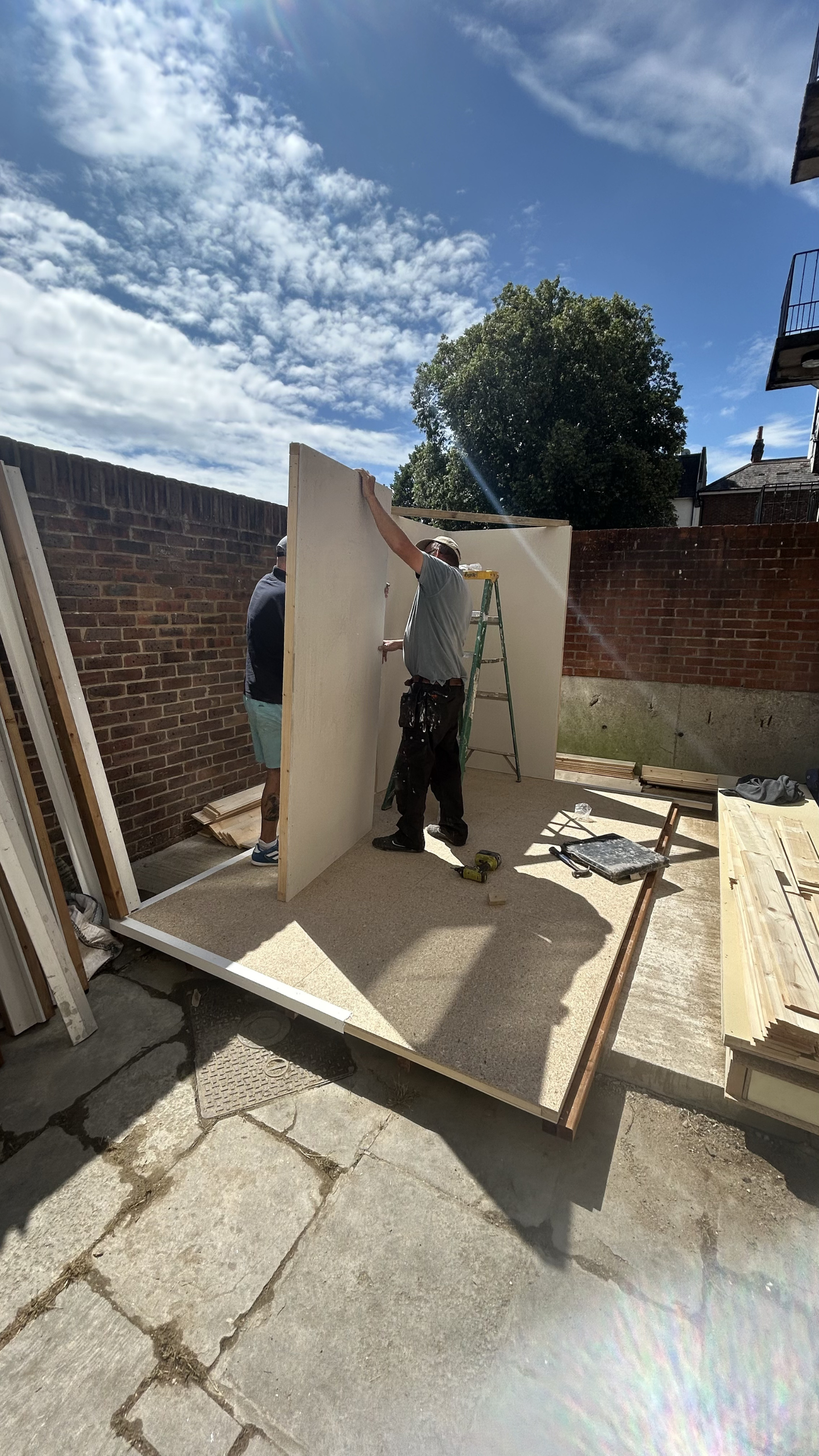 Dentist surgery build side walls