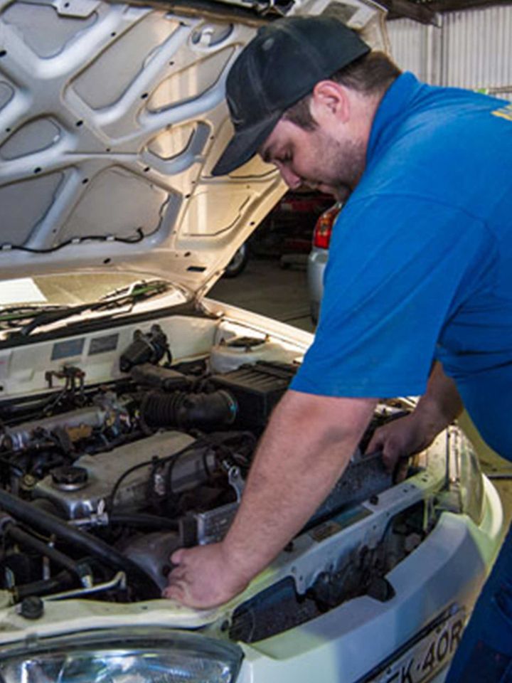 Engine Repair — Auto Body Repairs in South Albury, NSW