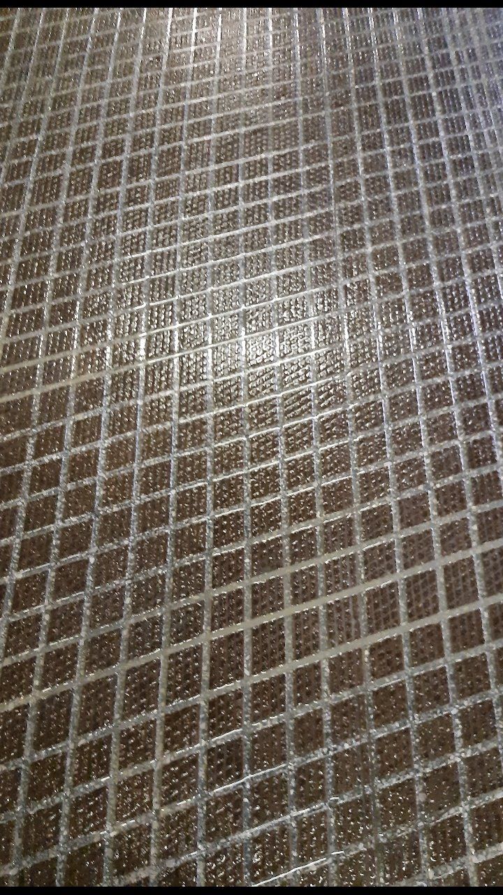 Statt kleinen Muster auf großes Saniert kleines Rautenmuster auf großes geändert