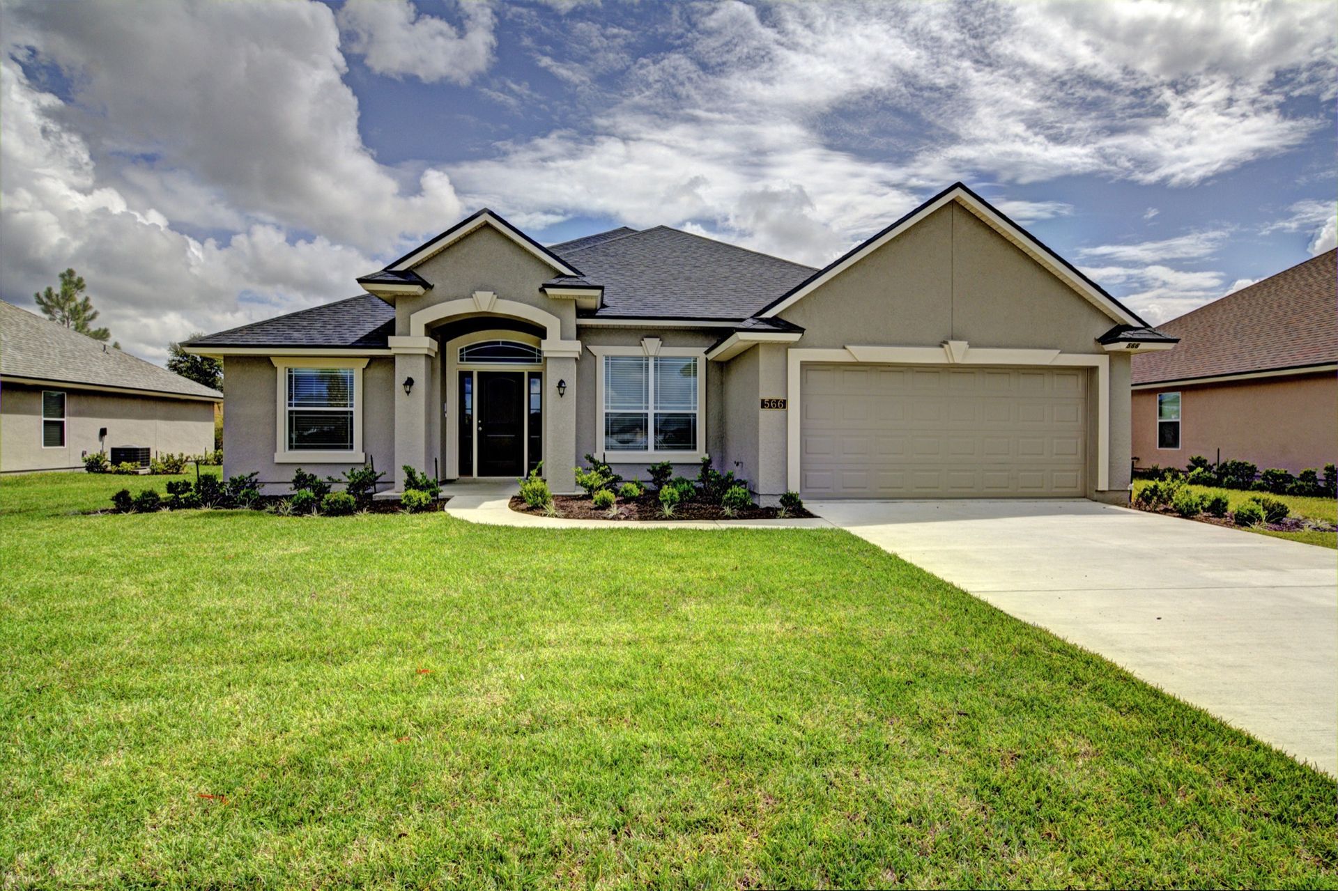A diagram showing how Net Metering works for a home.