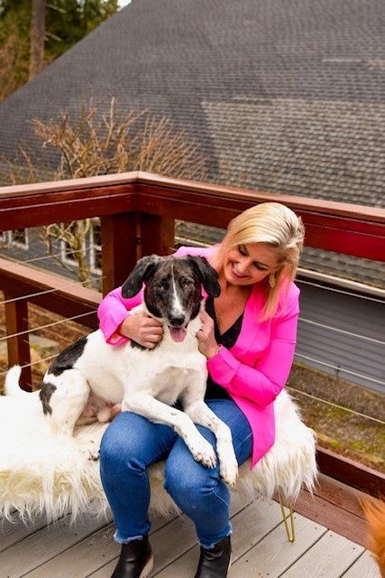 Picture Of Dog With His Owner - Lake Tapps, WA - 3 Dog Splash