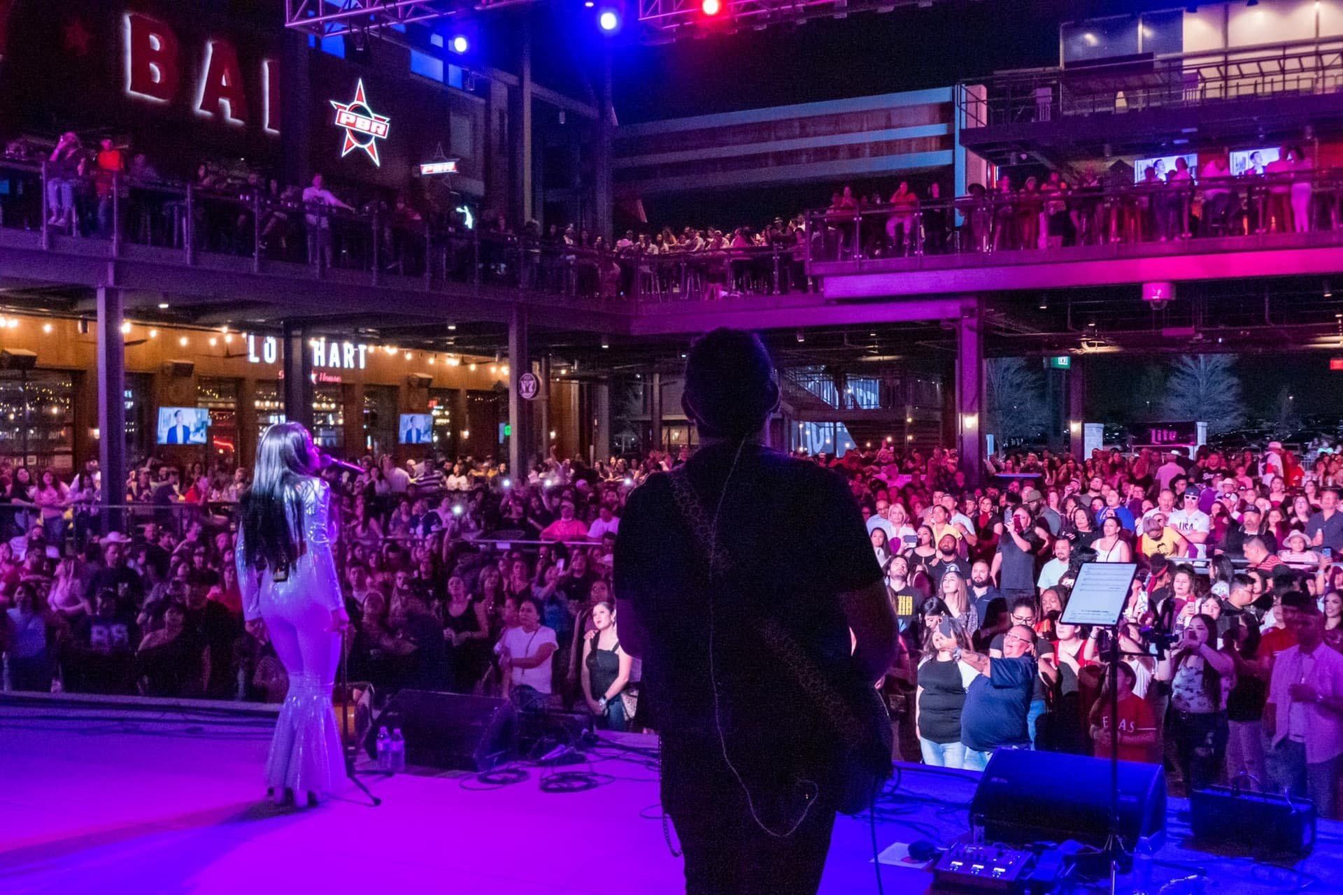 selena tribute band 18