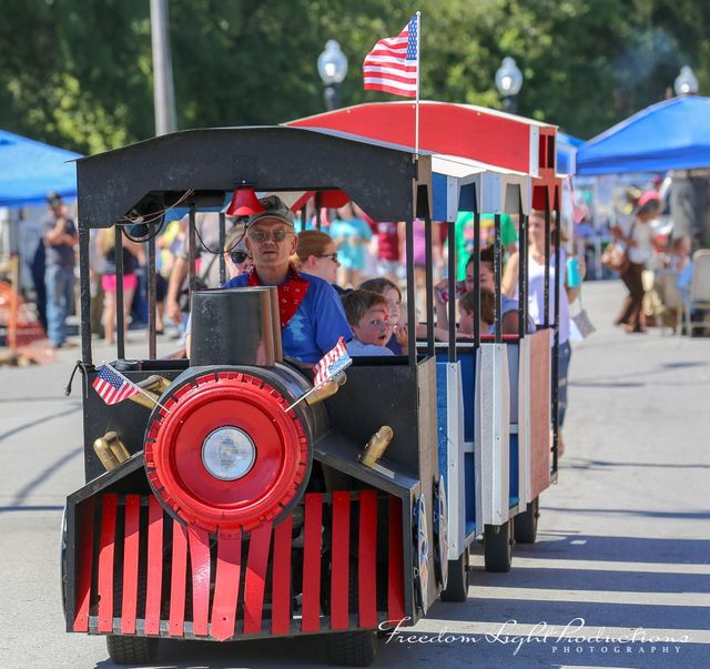 Hartselle Depot Days 2024 - heda hyacinthia