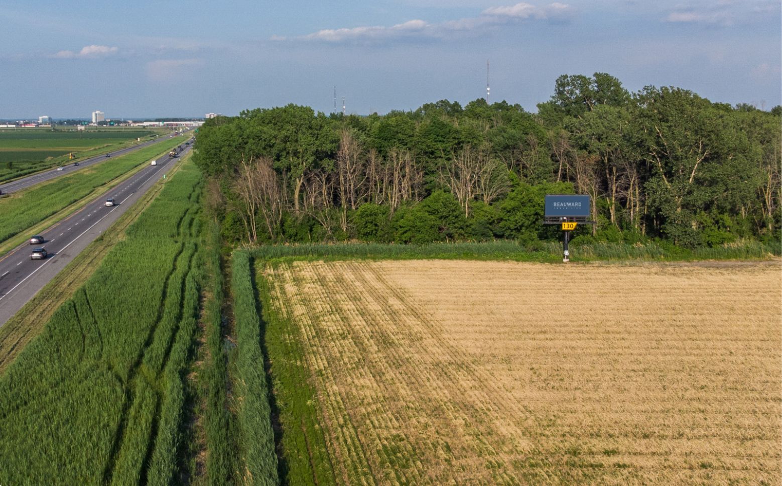DB12 Média Panneau publicitaire autoroute