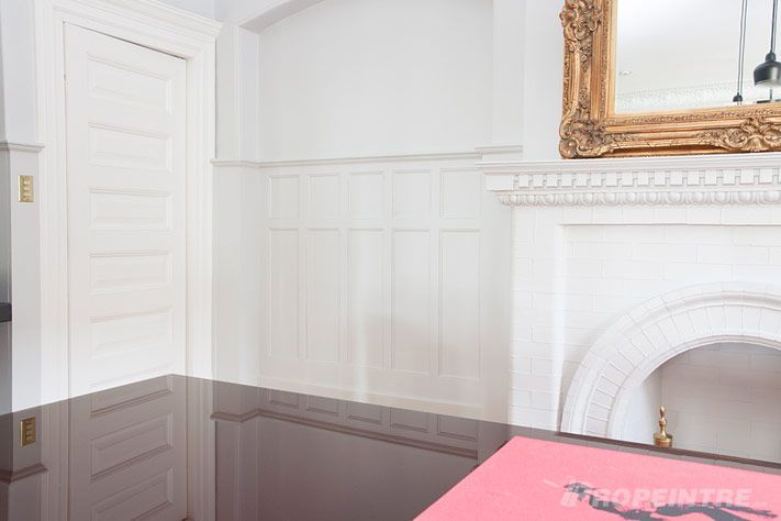 Détails de moulures et panneaux muraux blancs , peinture Propeintre