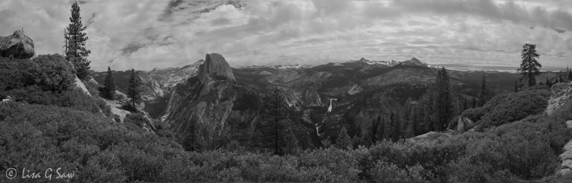 Panoramic view of Half Dome from Glacier Point (black and white)