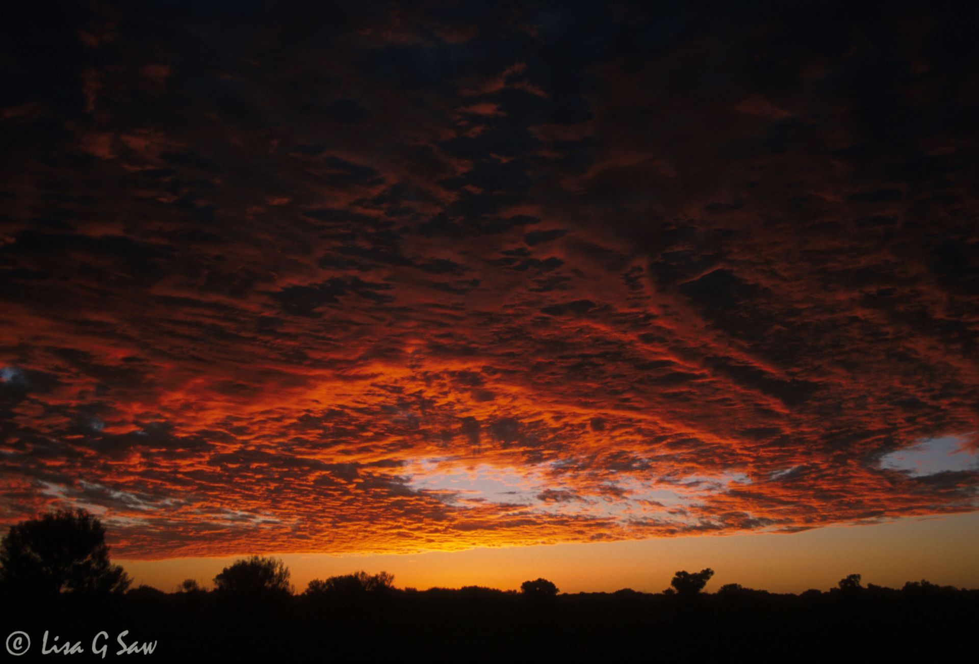 Sunrise near Uluru, Ayer's Rock
