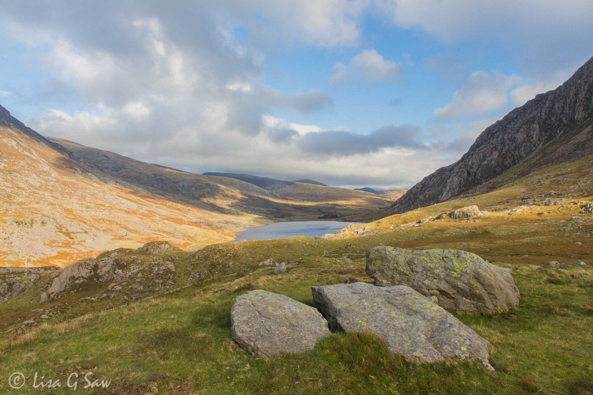 Overlooking Llyn Ogwen with rocks in foreground