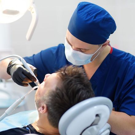 ARCADA CLINICA DENTAL