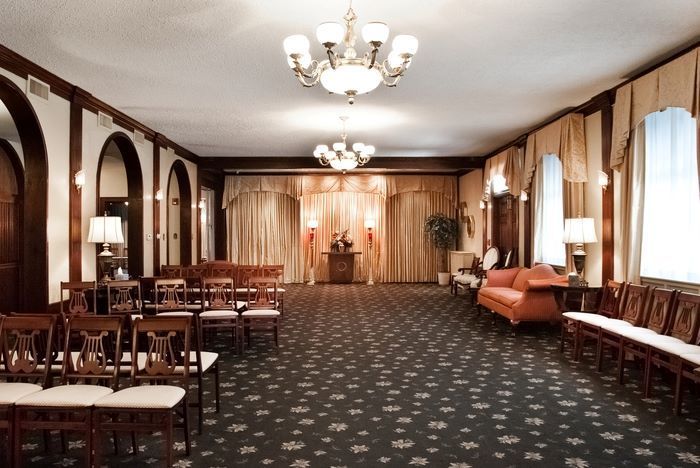 Davenport Family Funeral Homes and Crematory Barrington Viewing Room
