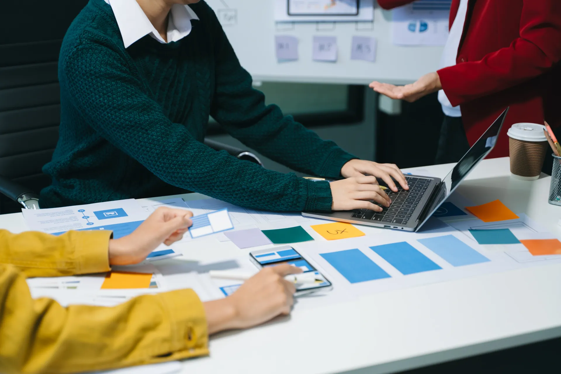 local social media services Nashville