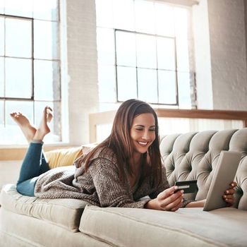 woman paying rent online