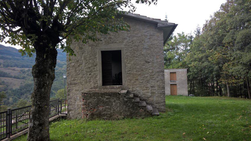 casa in campagna prima della ristrutturazione