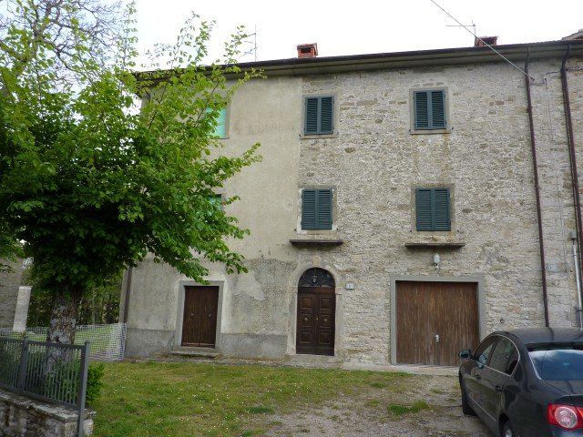 esterno casa prima della ristrutturazione