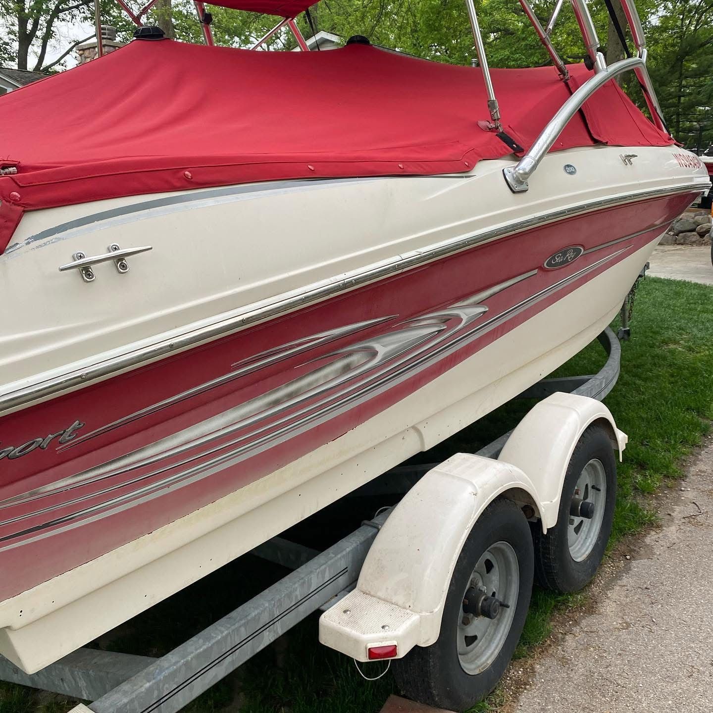 Boat hull cleaning and oxidation removal in Spring Grove IL by Captain Coles Detailing.