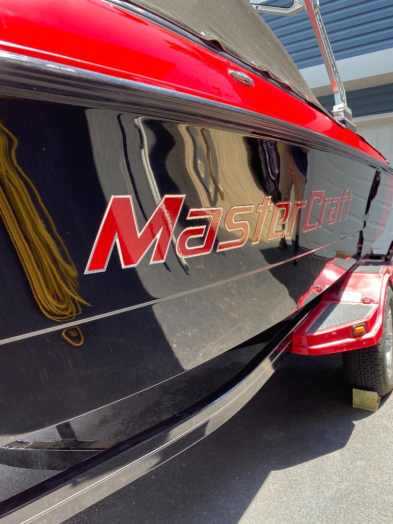 Boat interior restoration and mobile marine detailing in Antioch IL by Captain Coles Detailing.