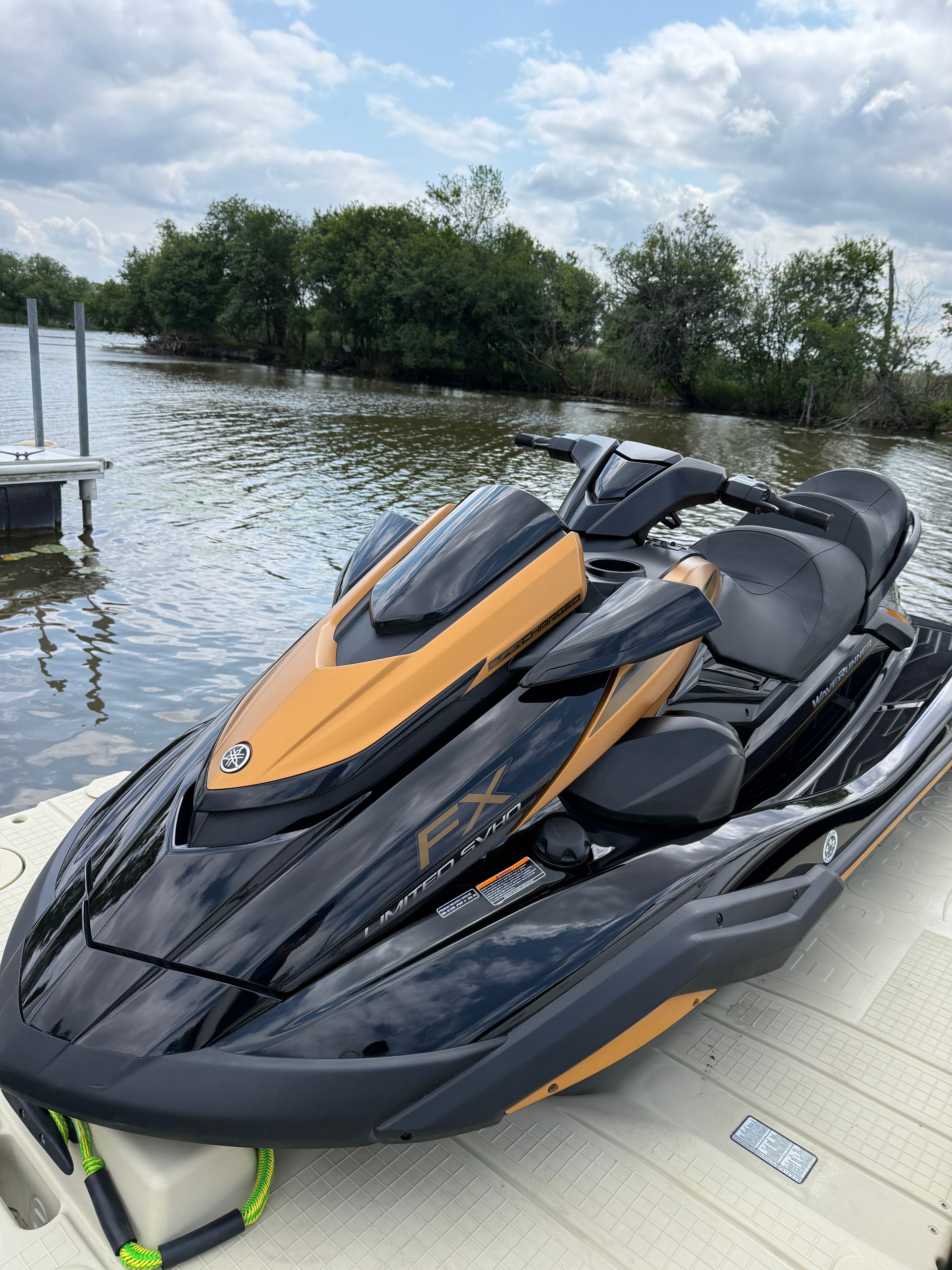 Jetski detailing and fiberglass cleaning in Antioch IL by Captain Coles Detailing.