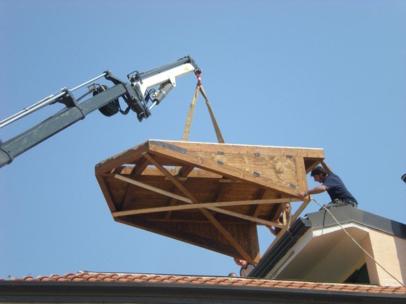 posizionamento di copertura in legno