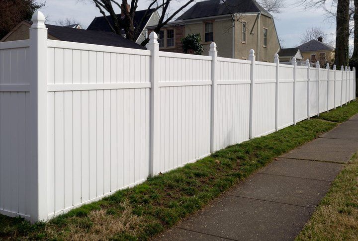 PVC Vinyl Fencing Gainesville, FL