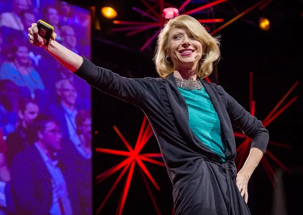 учебна система английски за възрастни с ted talks