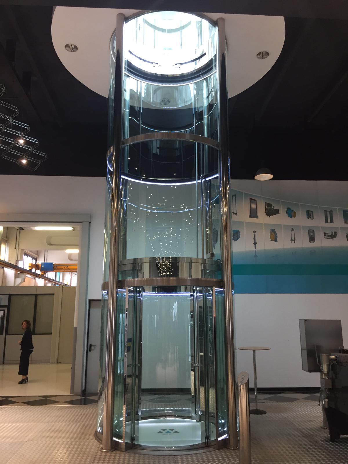 Vano ascensore panoramico sezione circolare