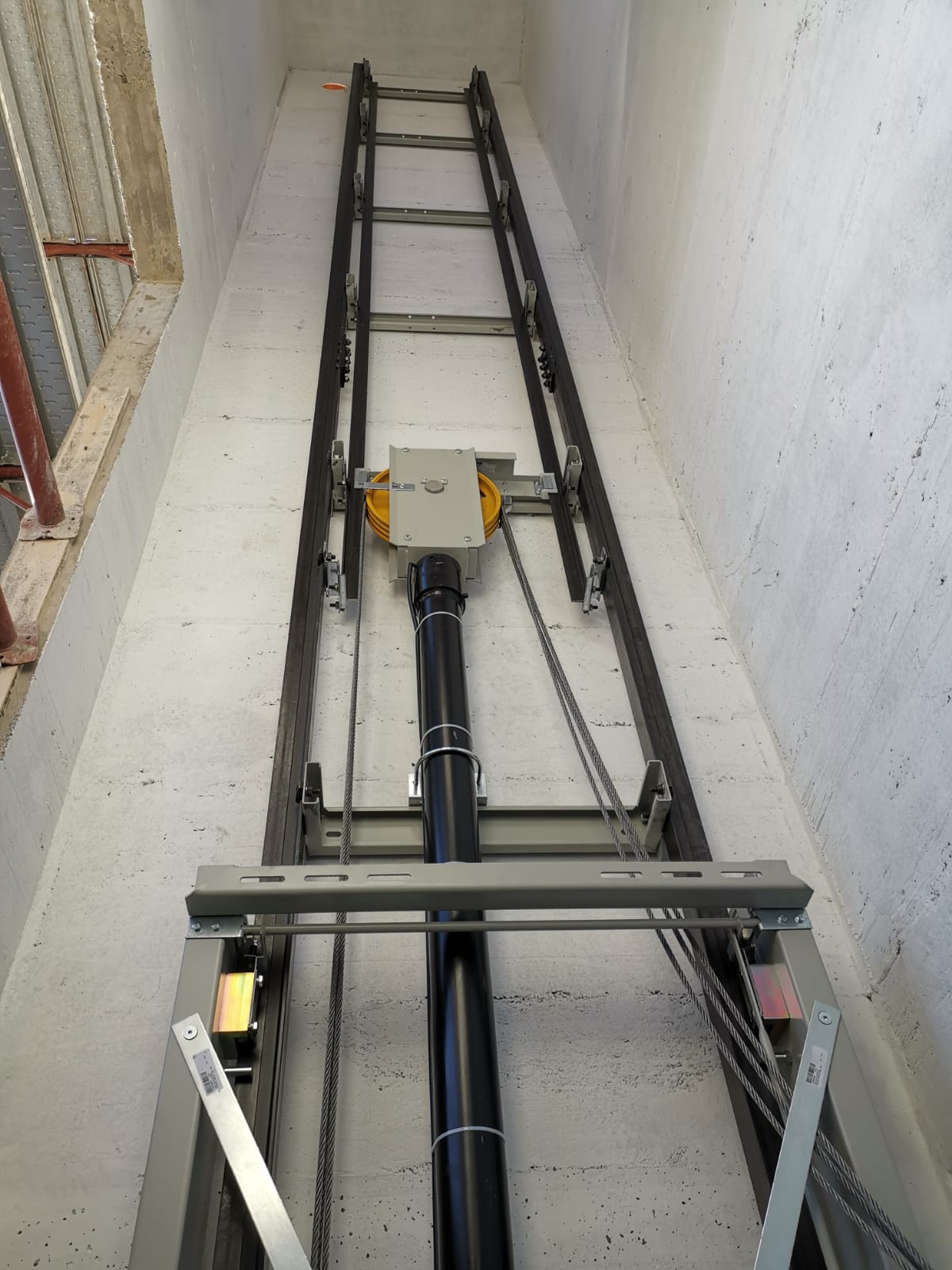 ascensore su misura per interni