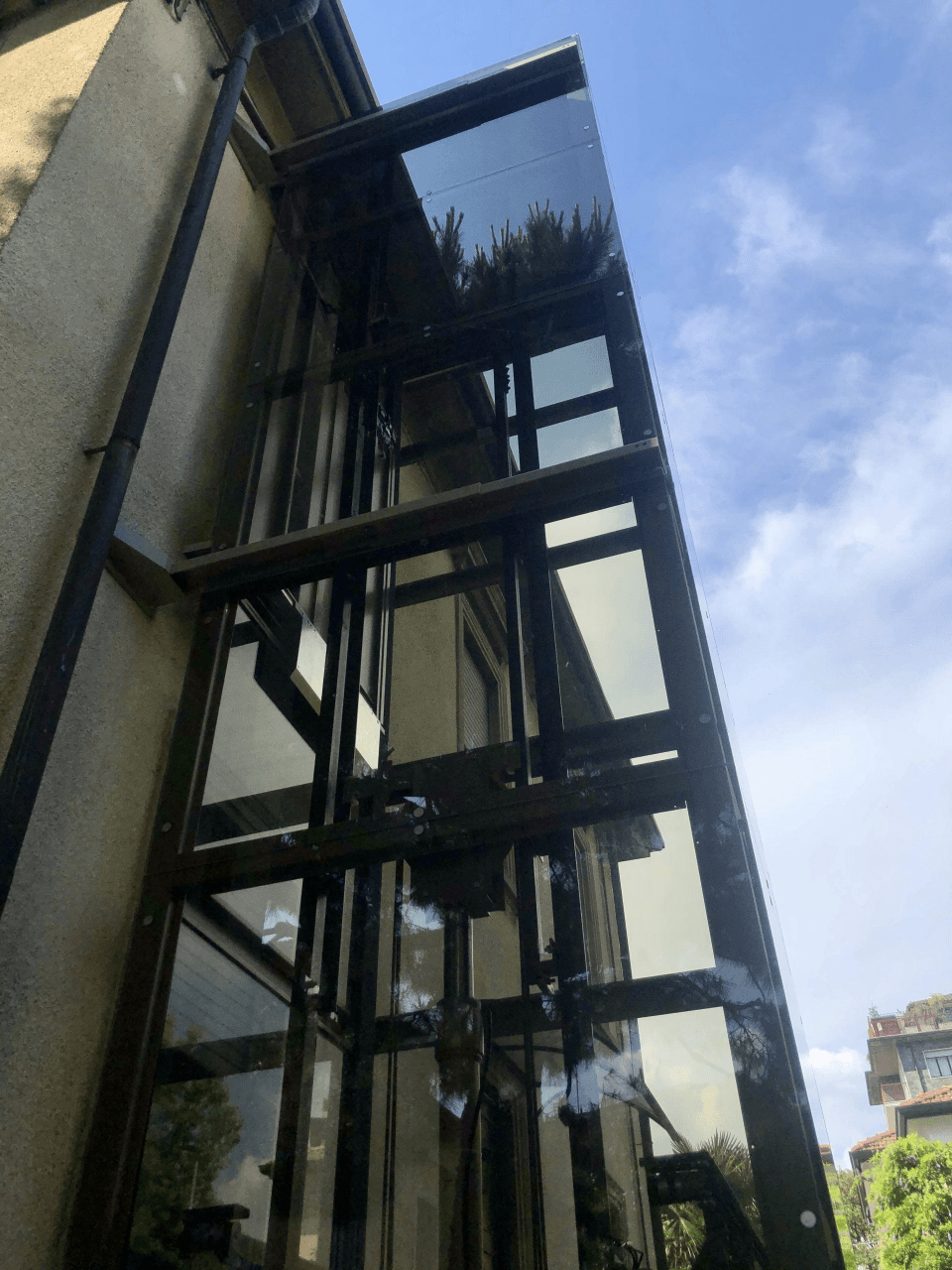 Realizzazione cabine ascensori esterni