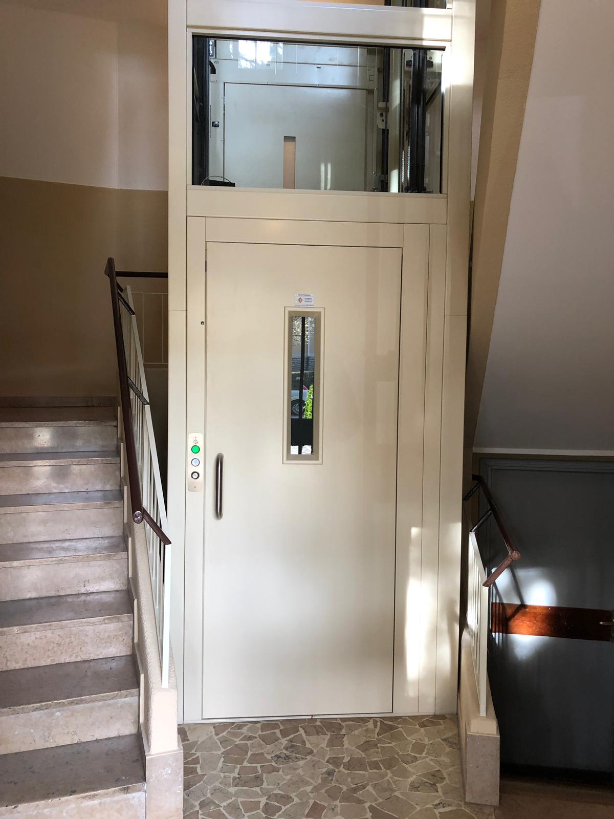 Cabina ascensore tradizionale