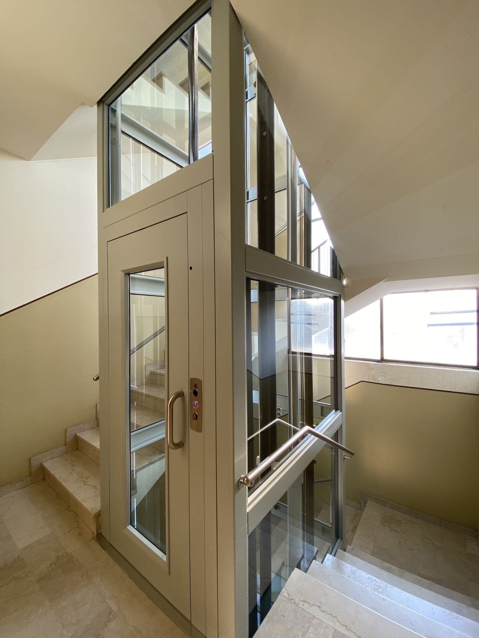 piattaforme elevatrici