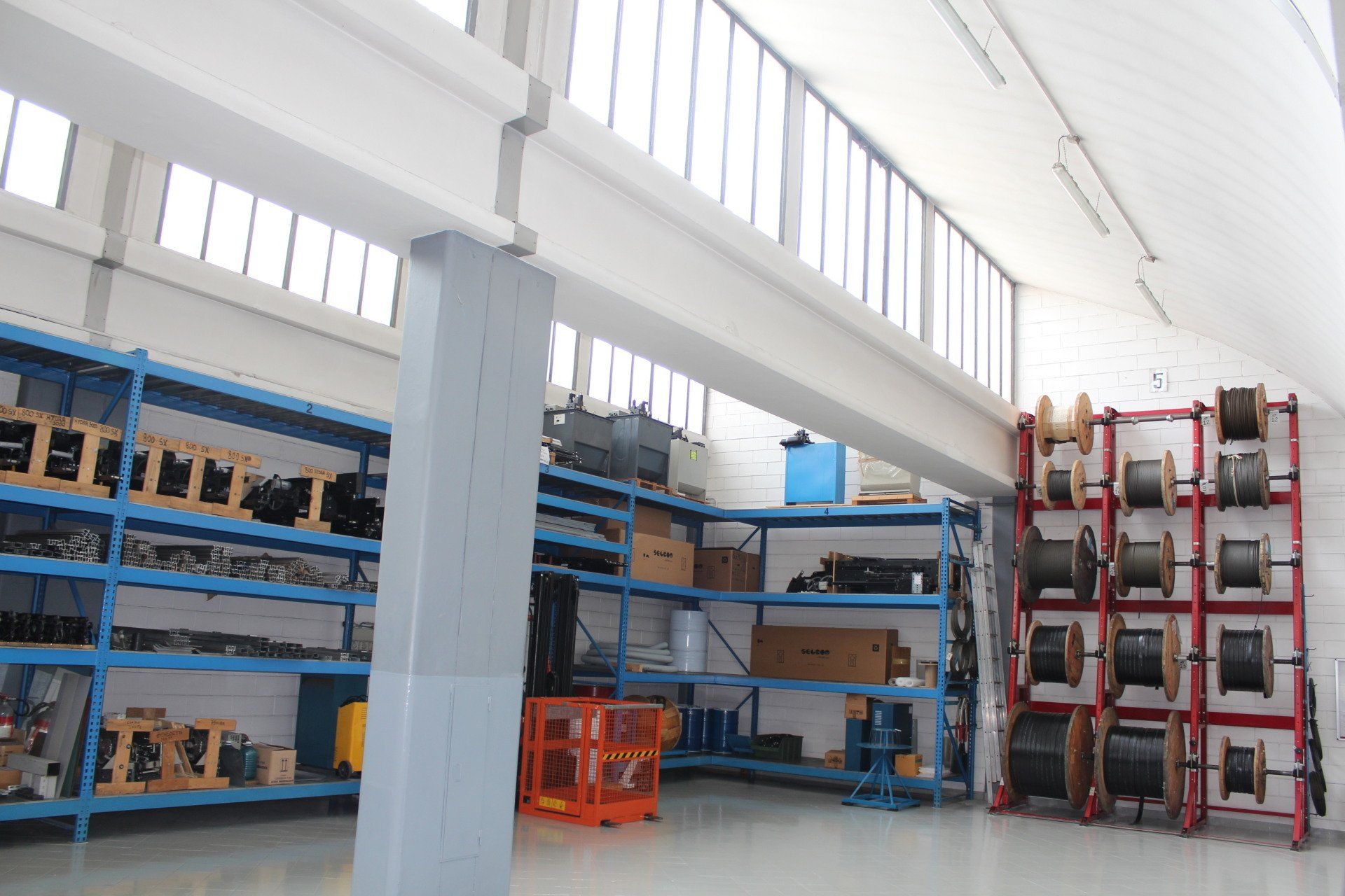 showroom sistemi di elevazione