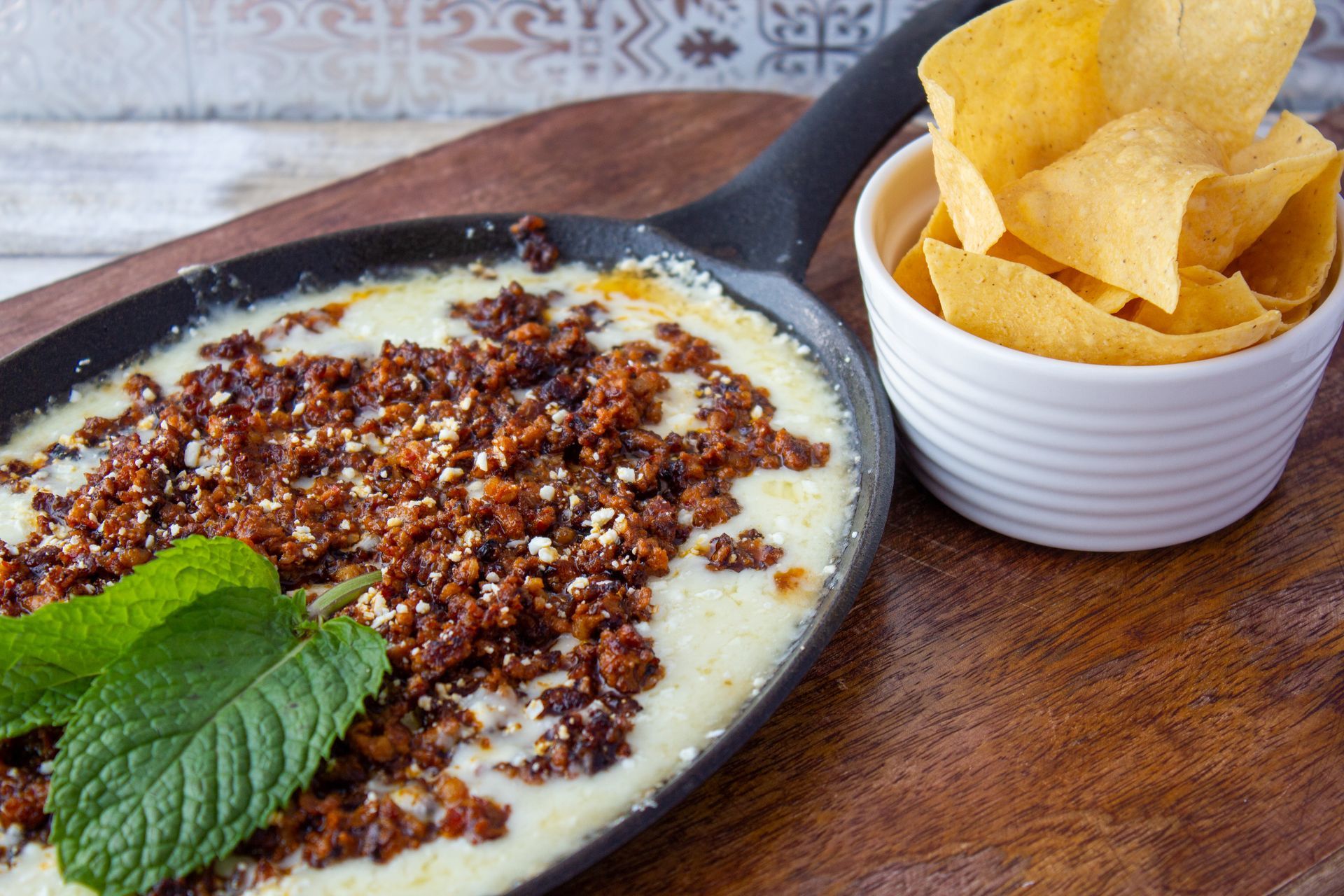 queso fundido dip