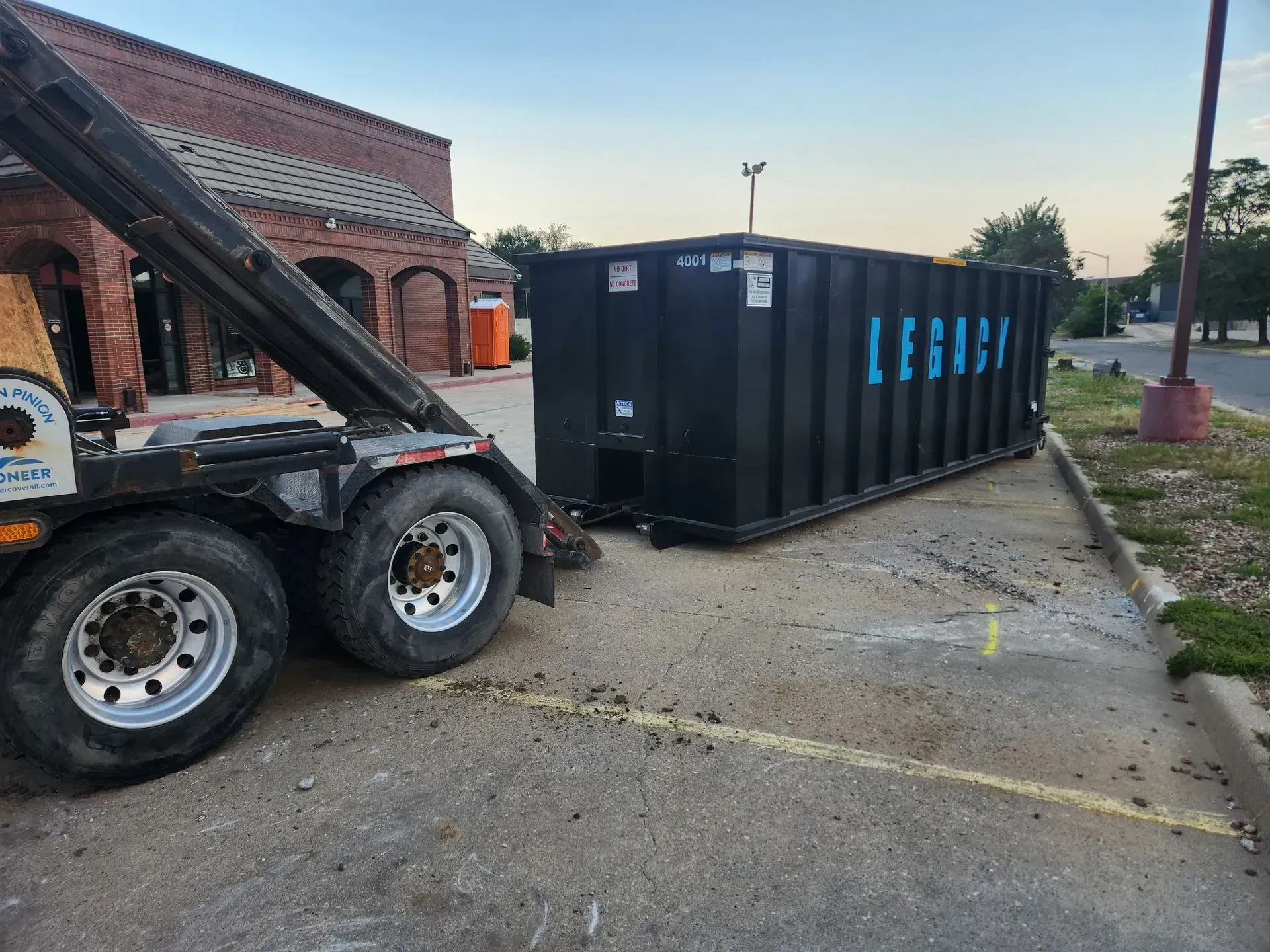 People Trust Us For Dumpster Rental in Valley Center KS