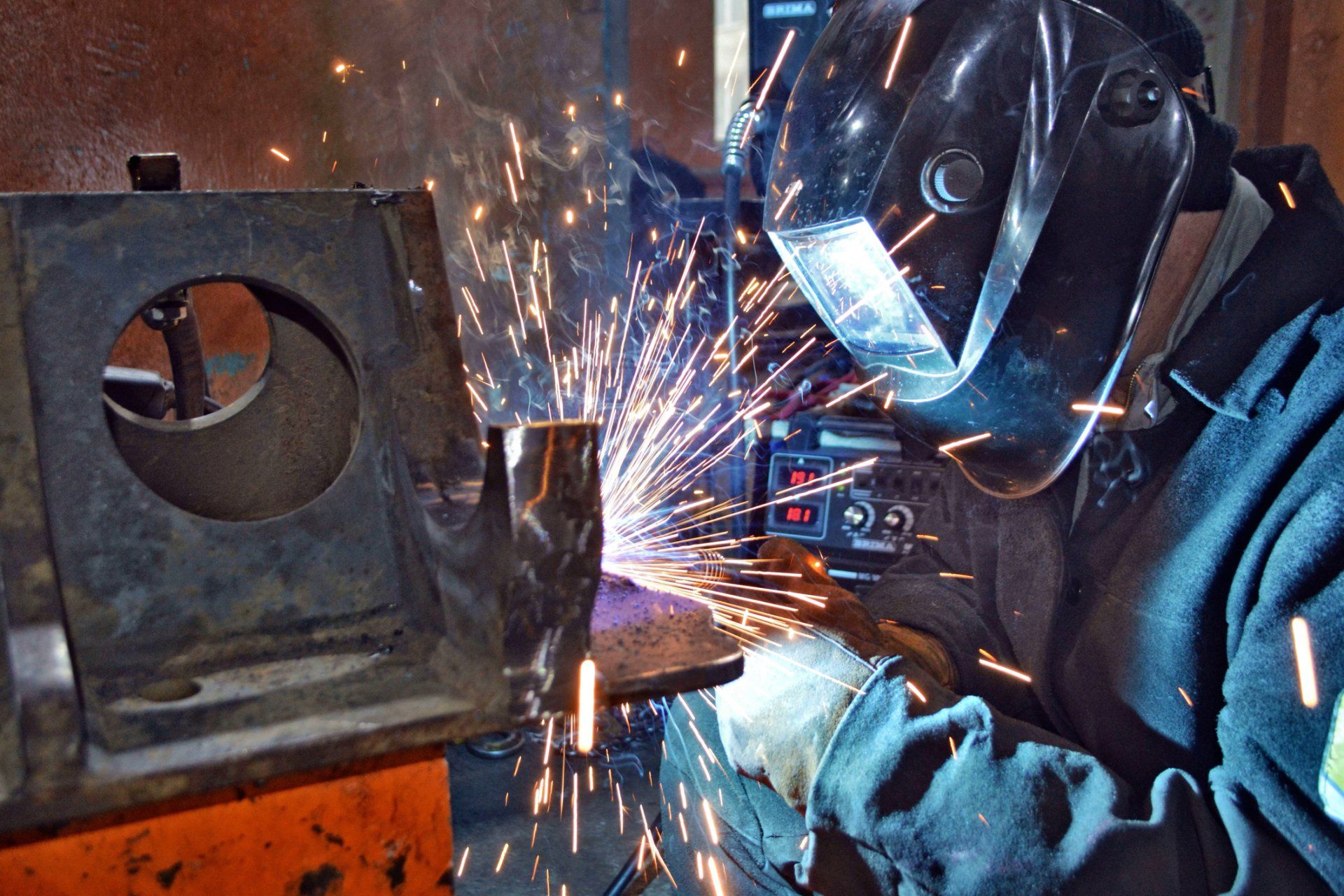 Tampa mobile welder doing onsite repair