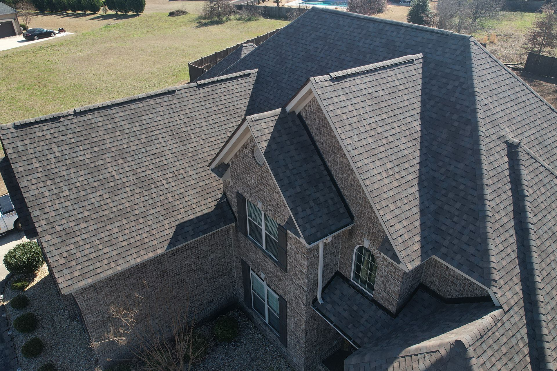 Shingle roof maintenance Perry
