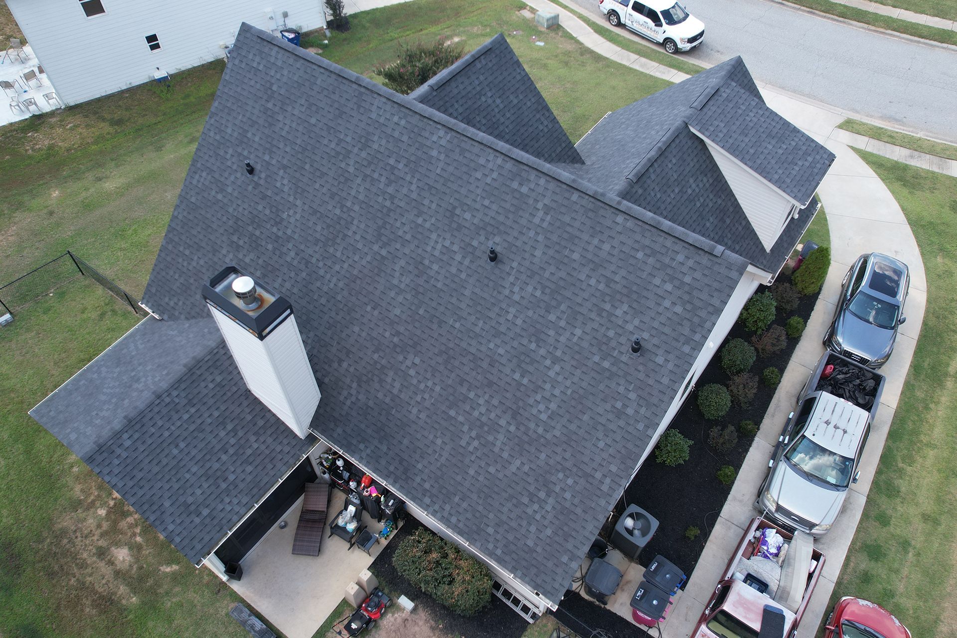 Metal vs. Shingle Roofing 