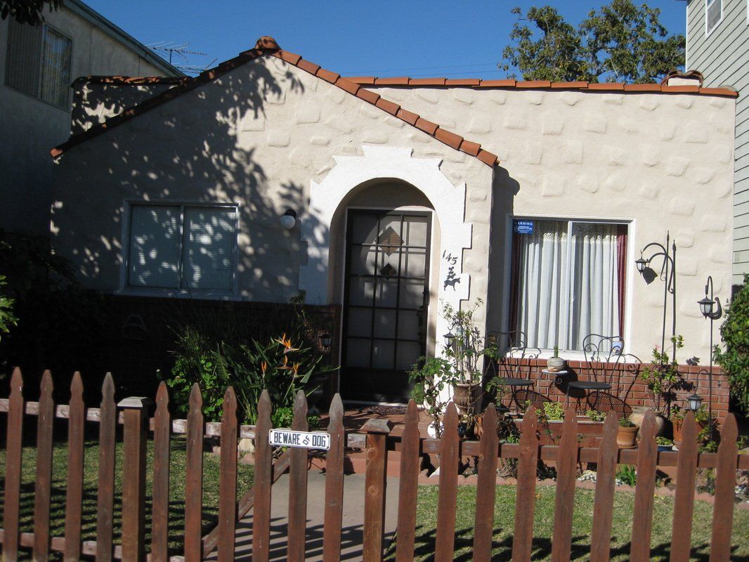 view of house from the outside